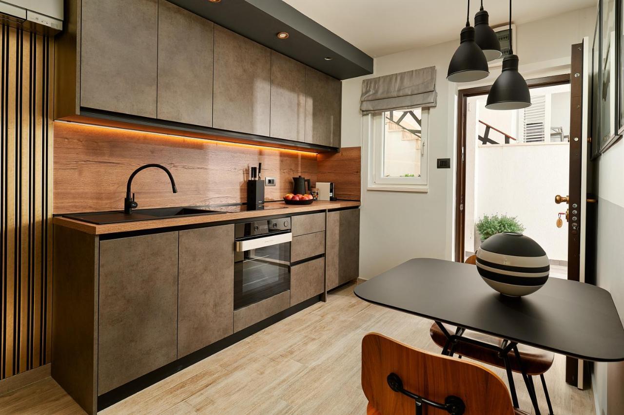 Apartments Ziggy Star Slatine Exterior foto